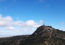 Pico de La Madama, en la Sierra del Carche.