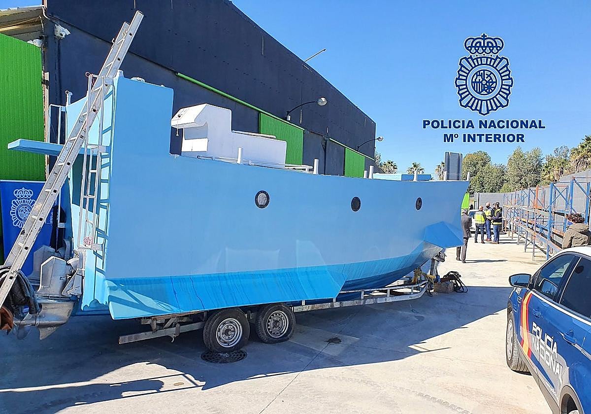 La embarcación semisumergible incautada en 2021.
