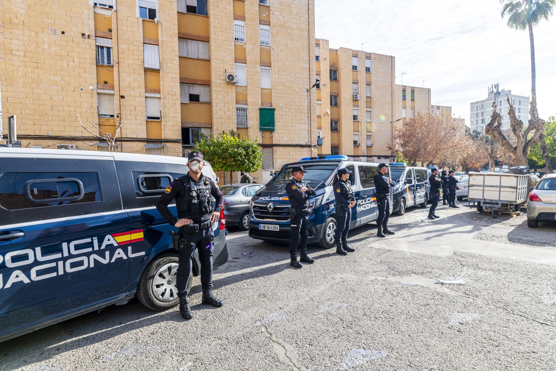 La redada antidroga en el barrio murciano de La Paz, en imágenes