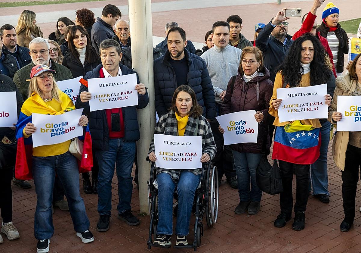 Venezolanos frente a Maduro en Murcia