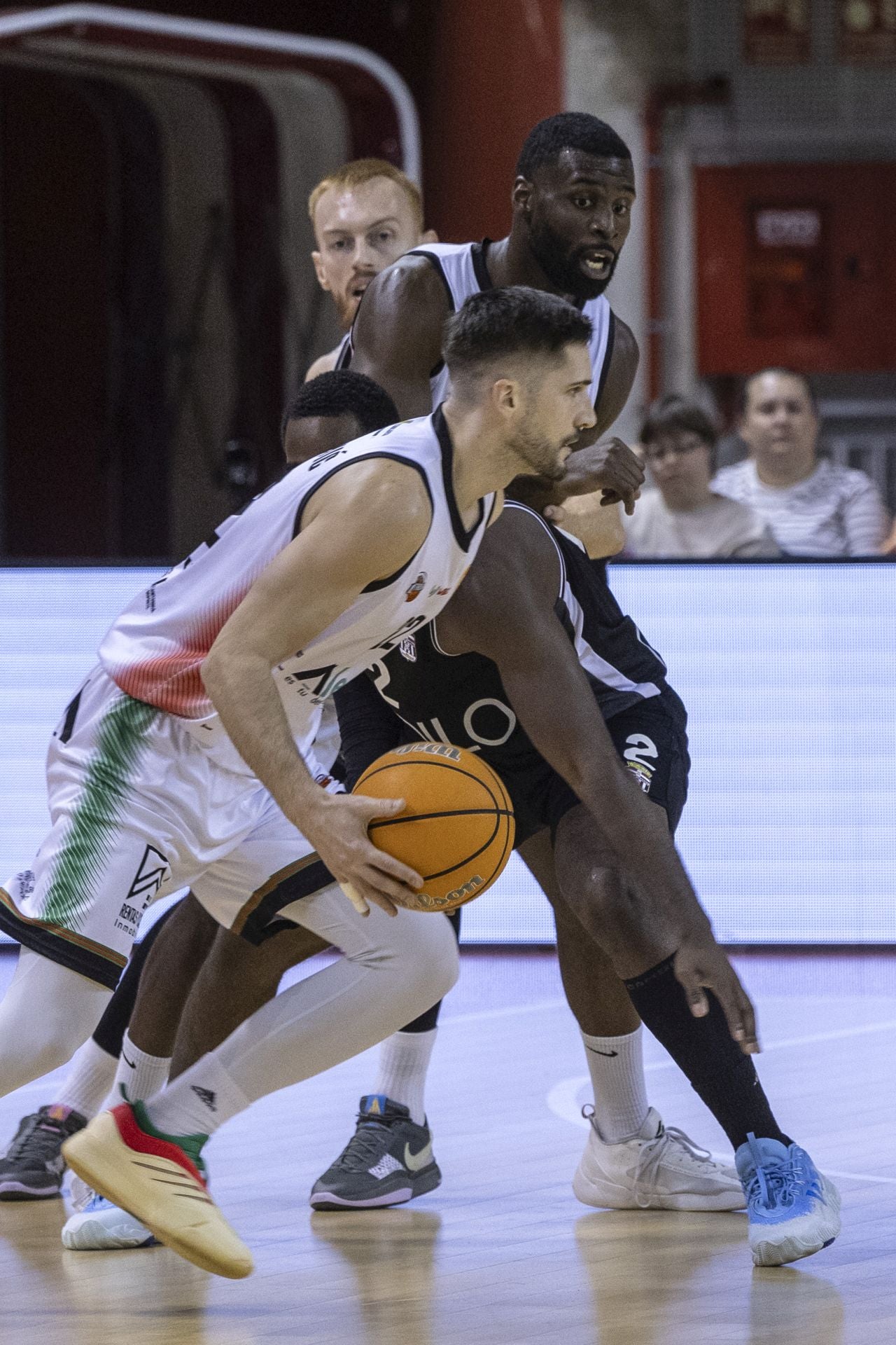 Las imágenes de la victoria del Cebé ante el Cantabria (87-78)