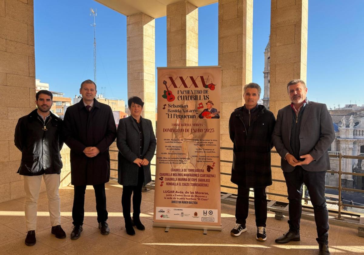 Presentación del encuentro de cuadrillas, ayer, en el Moneo.