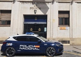 Un coche de la Policía Nacional, en una imagen de archivo.