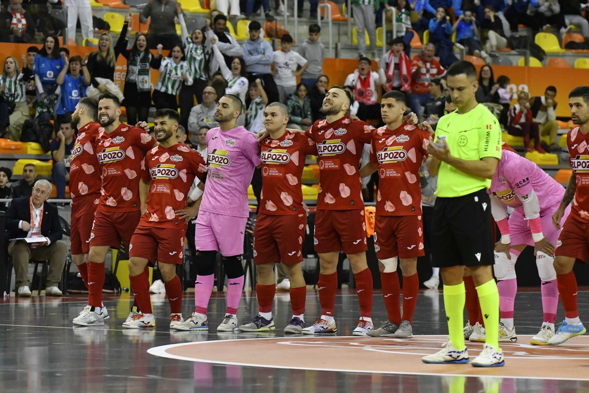 La derrota de ElPozo Murcia frente al Betis, en imágenes