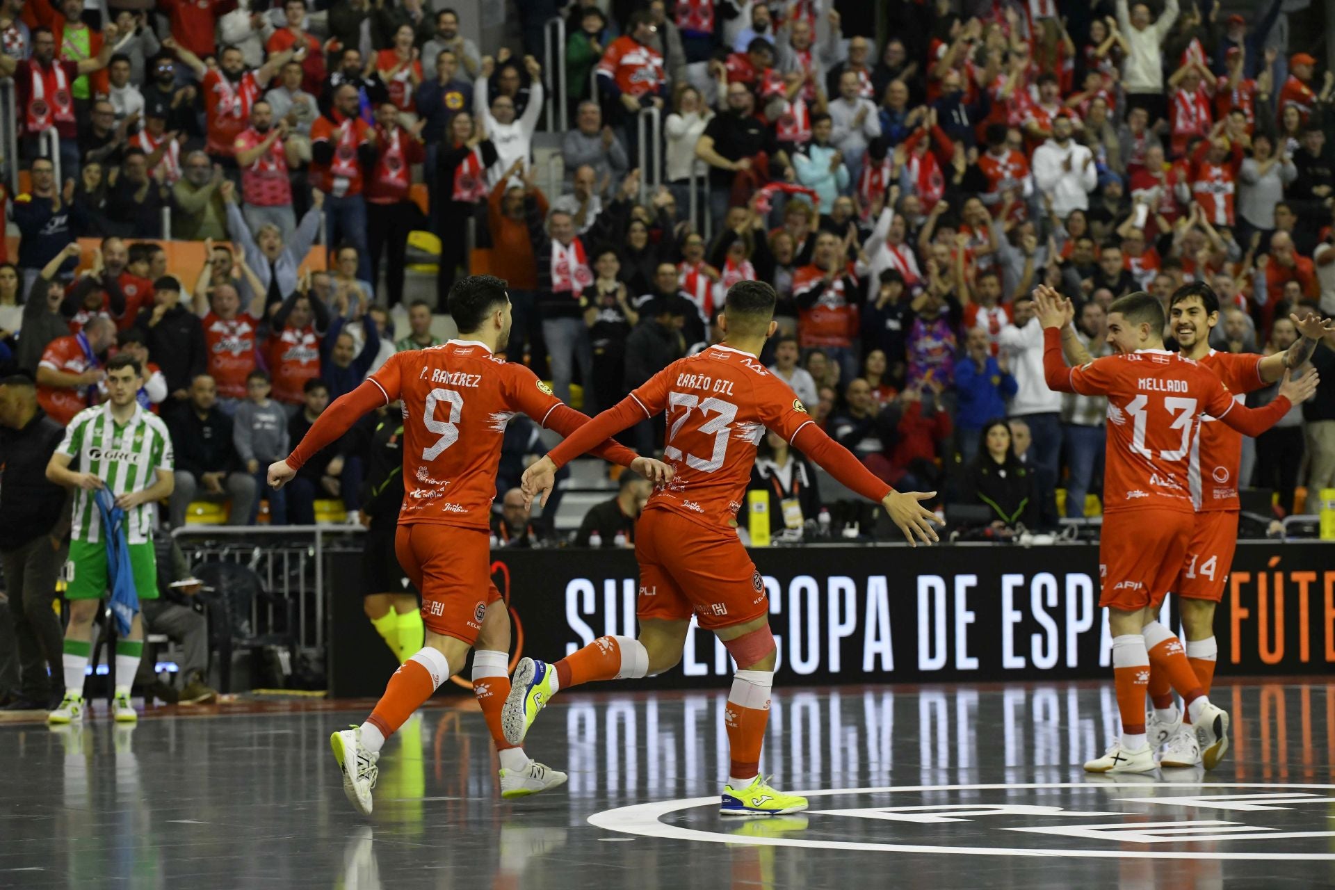 El Jimbee consigue la Supercopa ante el Betis