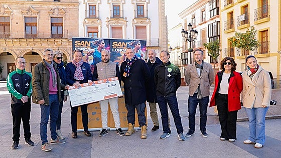 Mi Princesa Rett recoge los 7.086 euros recaudados en la San Silvestre de Lorca