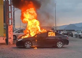 El incendio del coche.