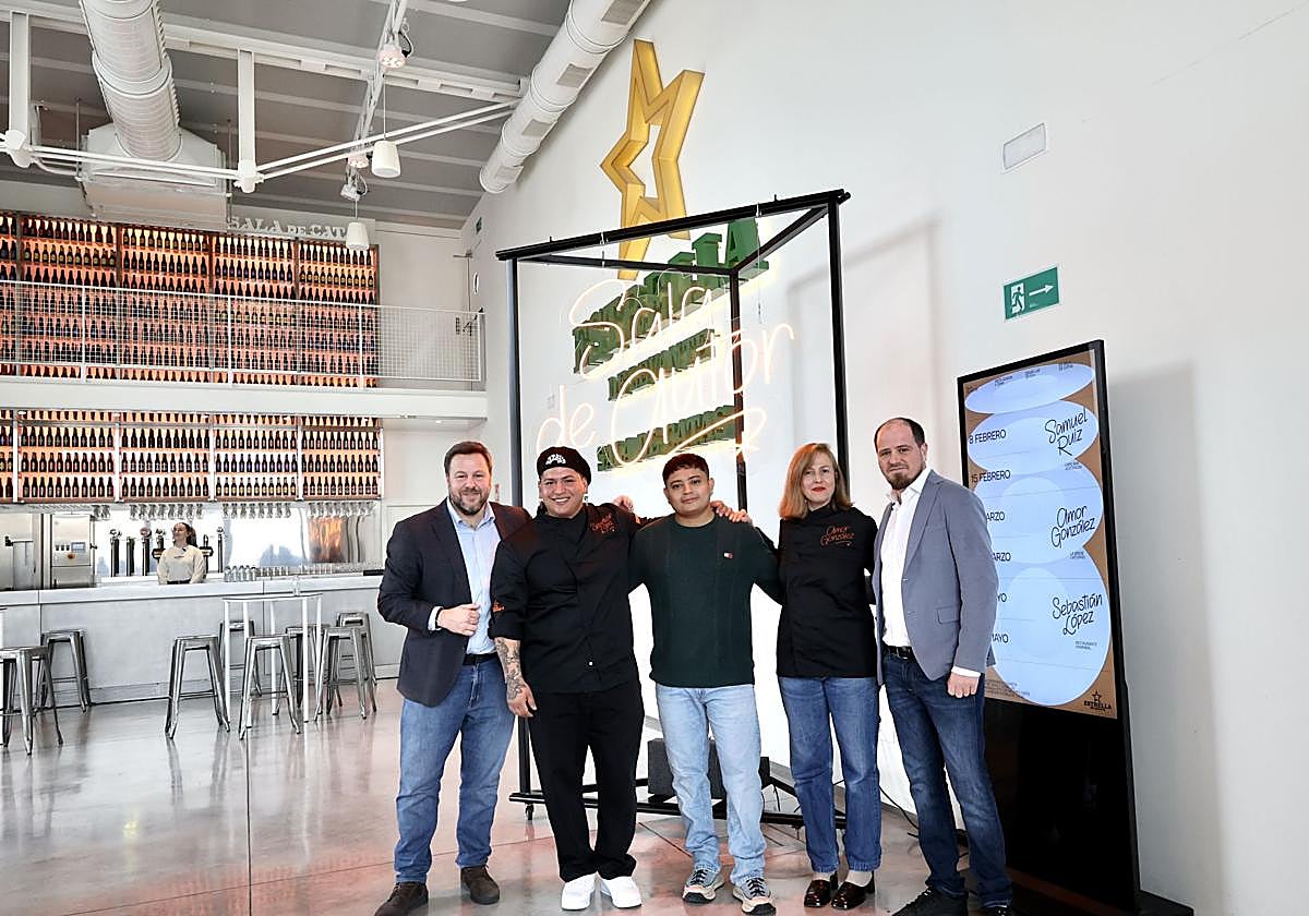 La presentación de 'Sala de Autor' con Samuel Ruiz, Amor González y Sebastián López.