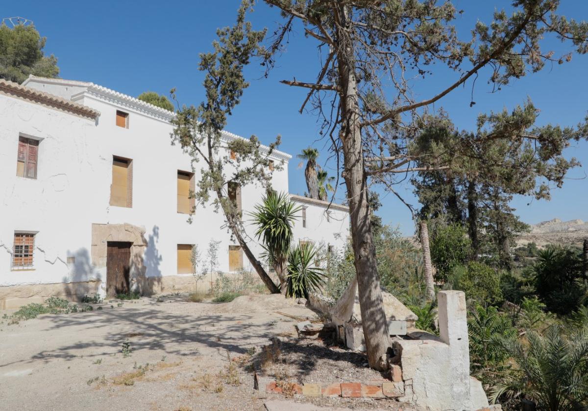 Molino del Escarambrujo tras las obras de consolidación.