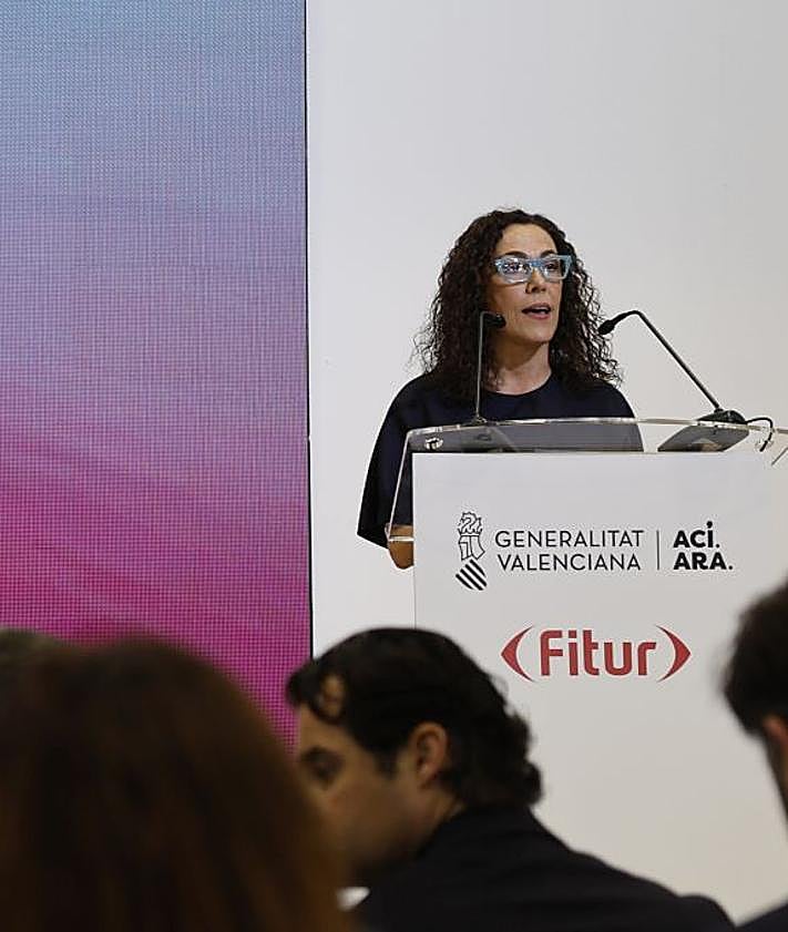 Imagen secundaria 2 - Intervenciones de Eduardo Dolón, Rosario Martínez y Carlos Mazón en la presentación de Torrevieja en Fitur.