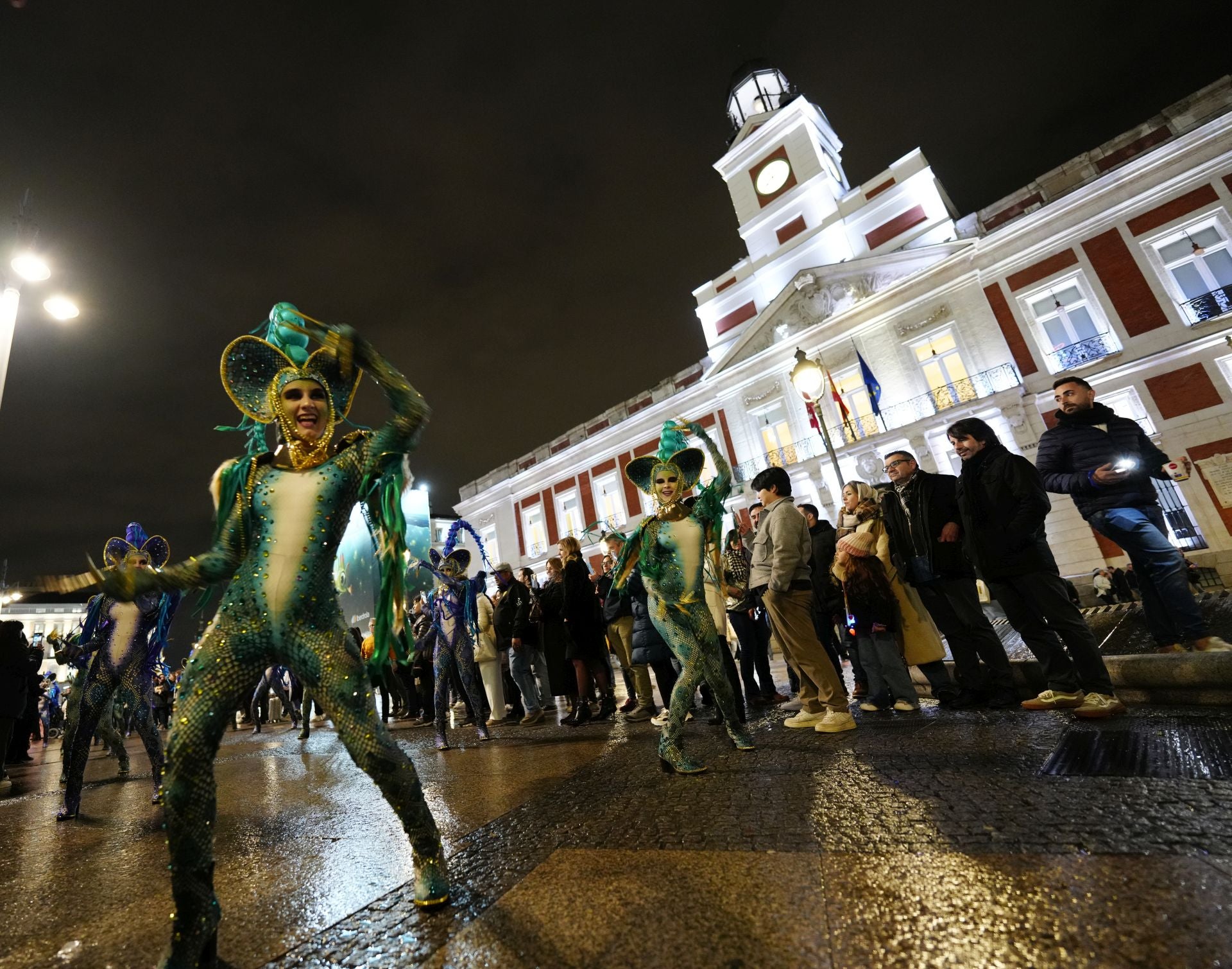 Las imágenes del desfile de Moros y Cristianos, sardineros y huertanos en Madrid
