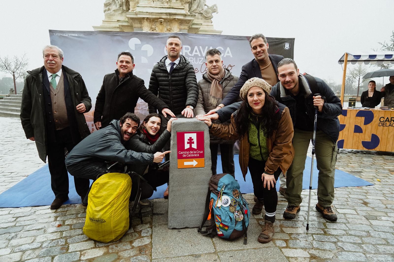 Caravaca recrea los caminos de la Cruz en el parque de El Retiro