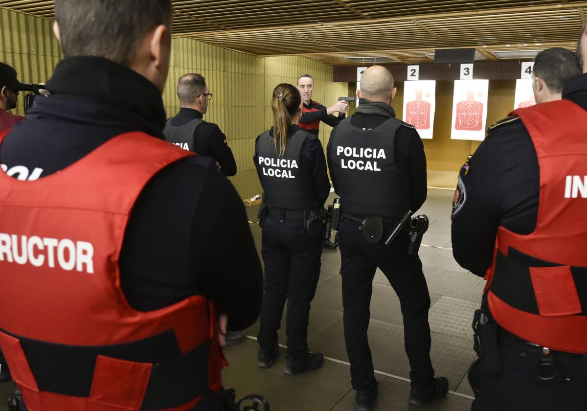Murcia, a la cola en la ratio de policías locales entre ciudades de su entorno