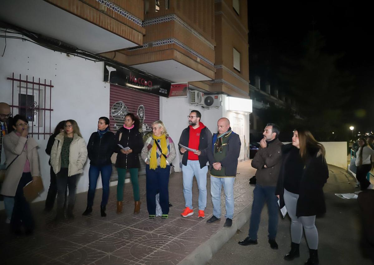 Imagen secundaria 1 - Crean en Orihuela una plataforma contra la eliminación de ESO y Bachillerato en el IES El Palmeral