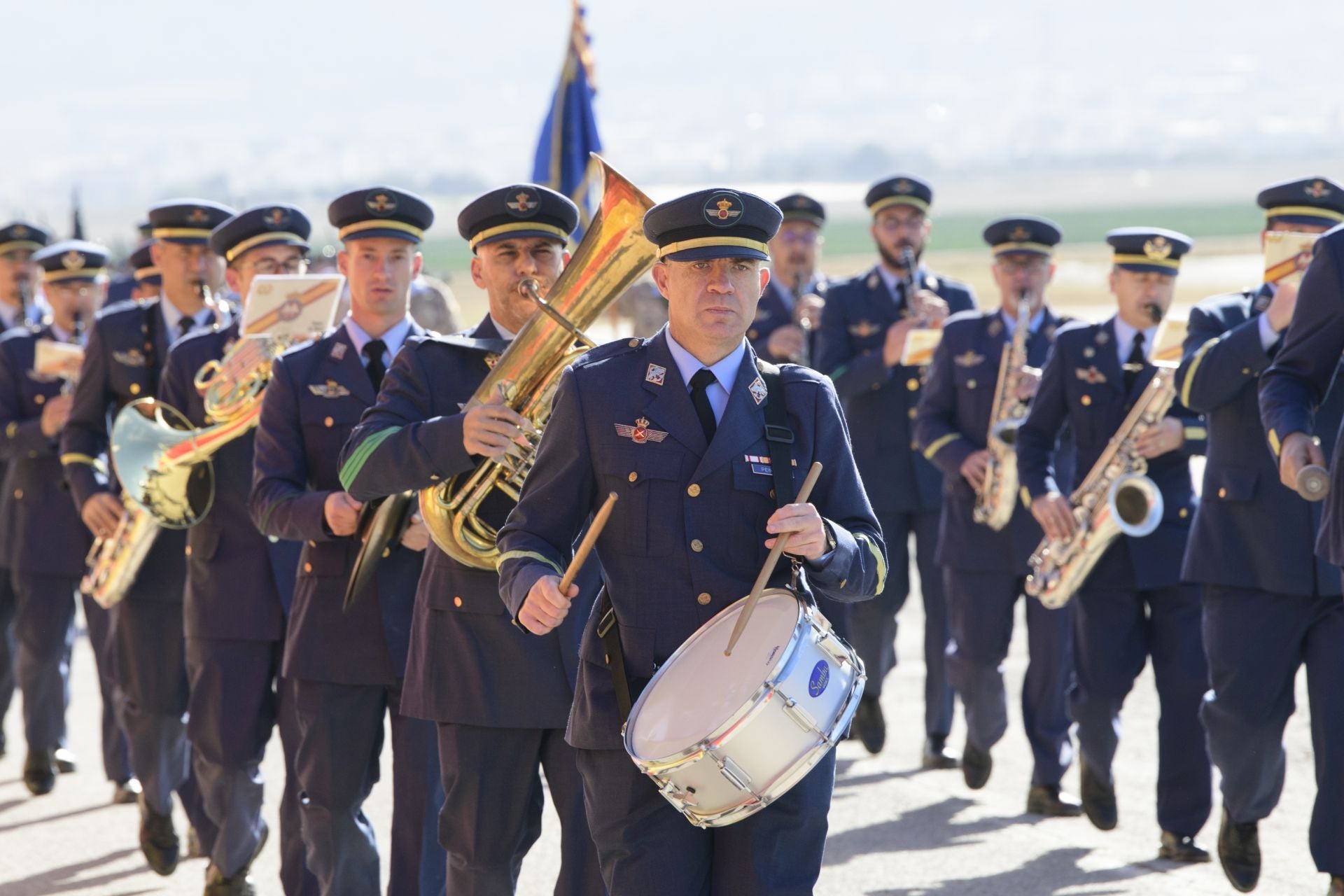 Las imágenes del aniversario de la Escuela Militar de Paracaidismo Méndez Parada de Alcantarilla