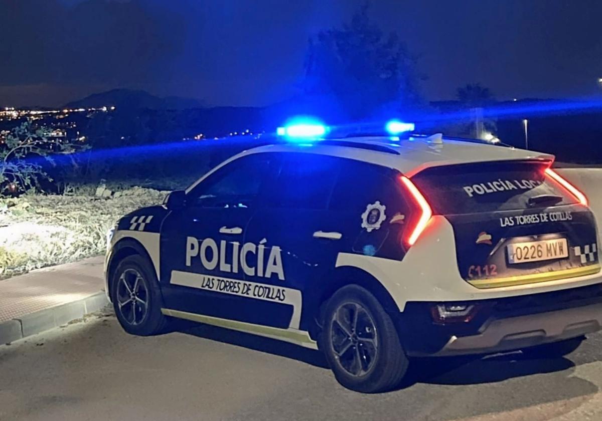 Un vehículo de la Policía Local de Las Torres de Cotillas, en una imagen de archivo.