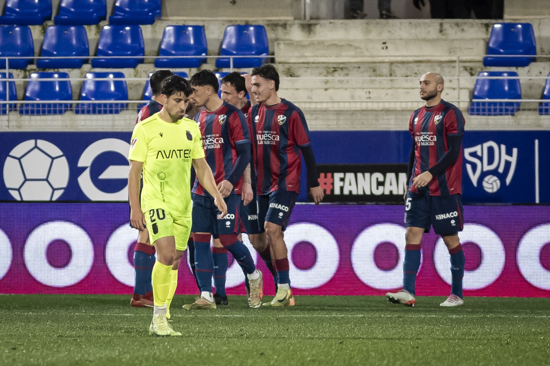 La derrota del Cartagena frente al Huesca, en imágenes
