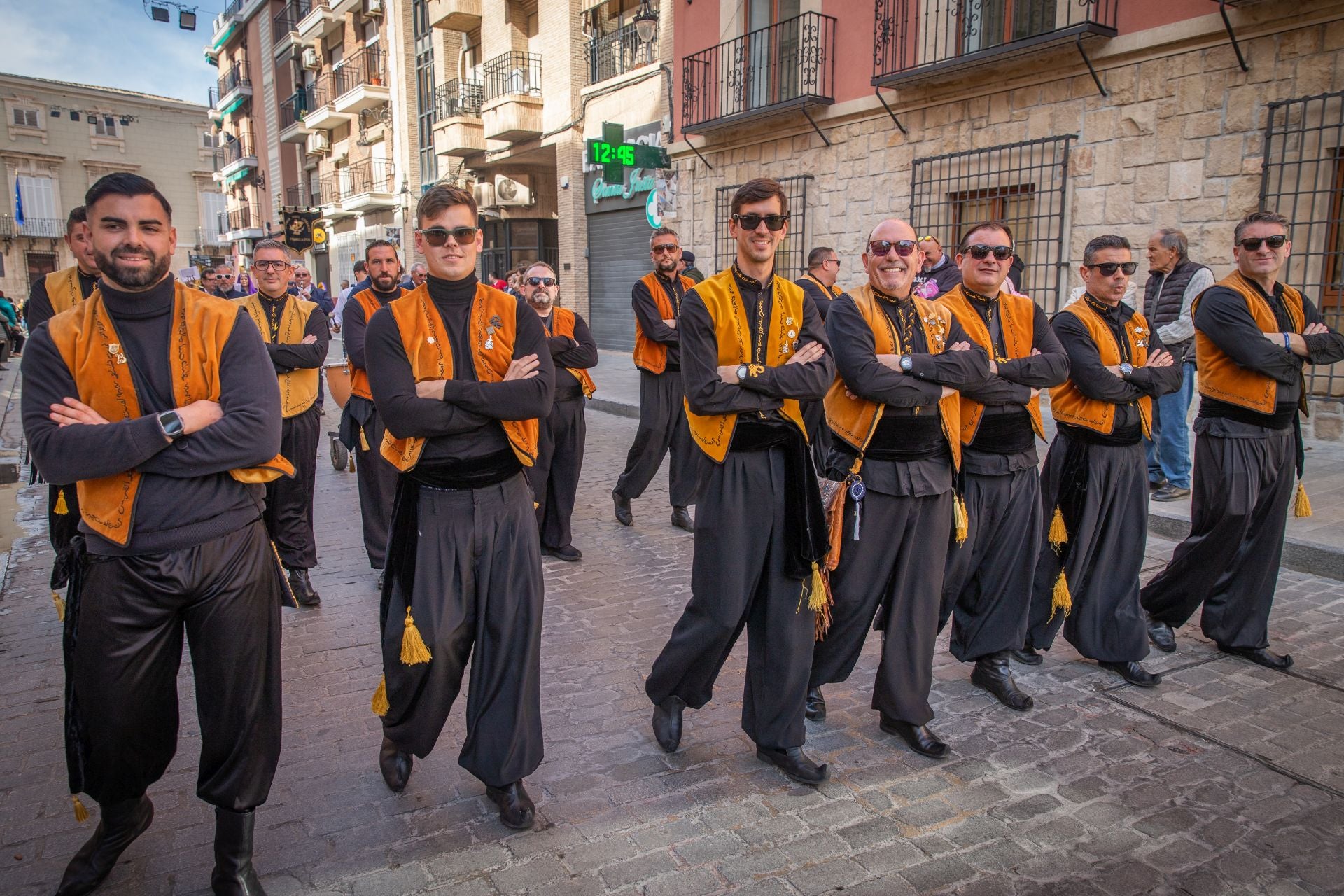 Las imágenes del desfile del Medio Año Festero en Orihuela