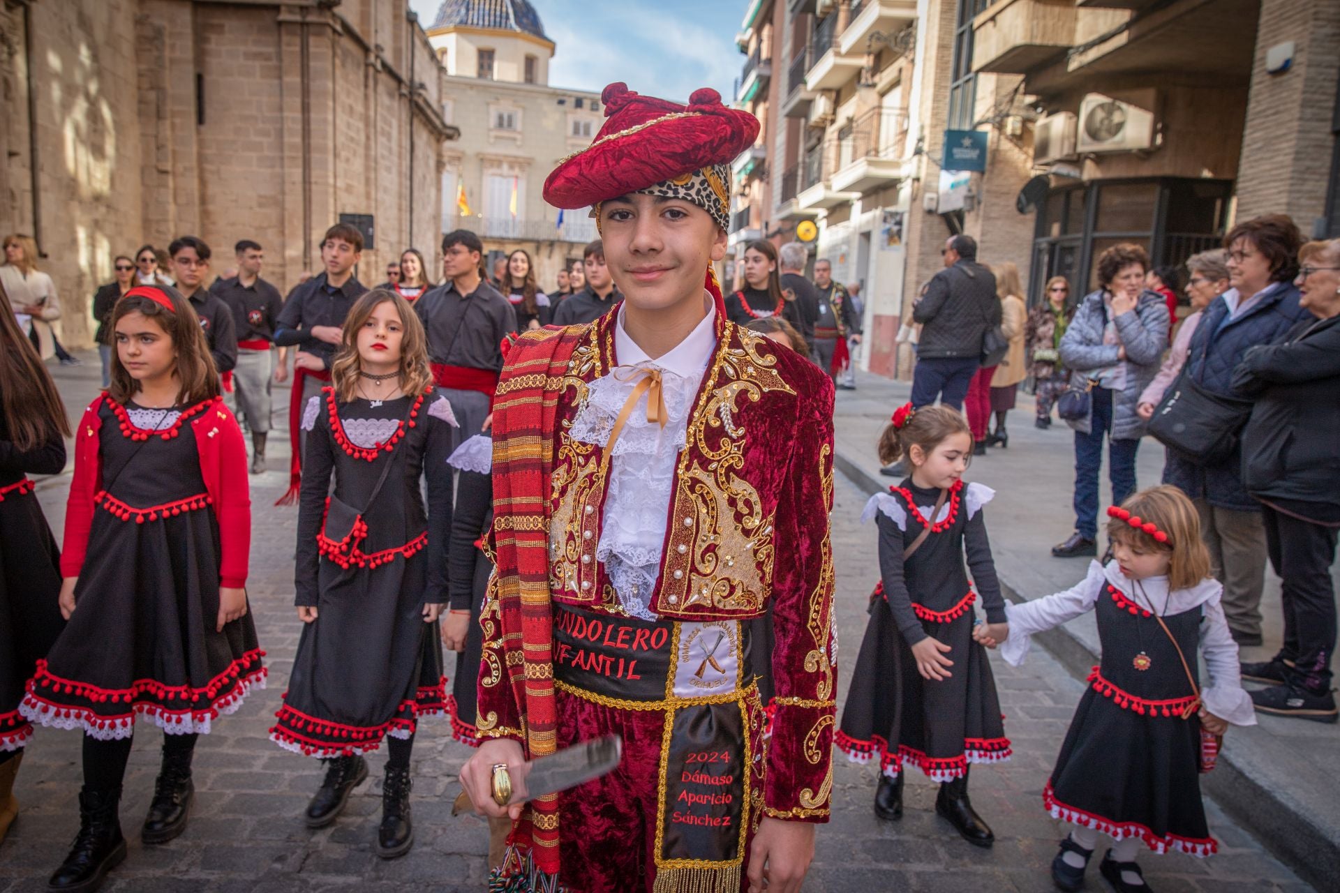Las imágenes del desfile del Medio Año Festero en Orihuela