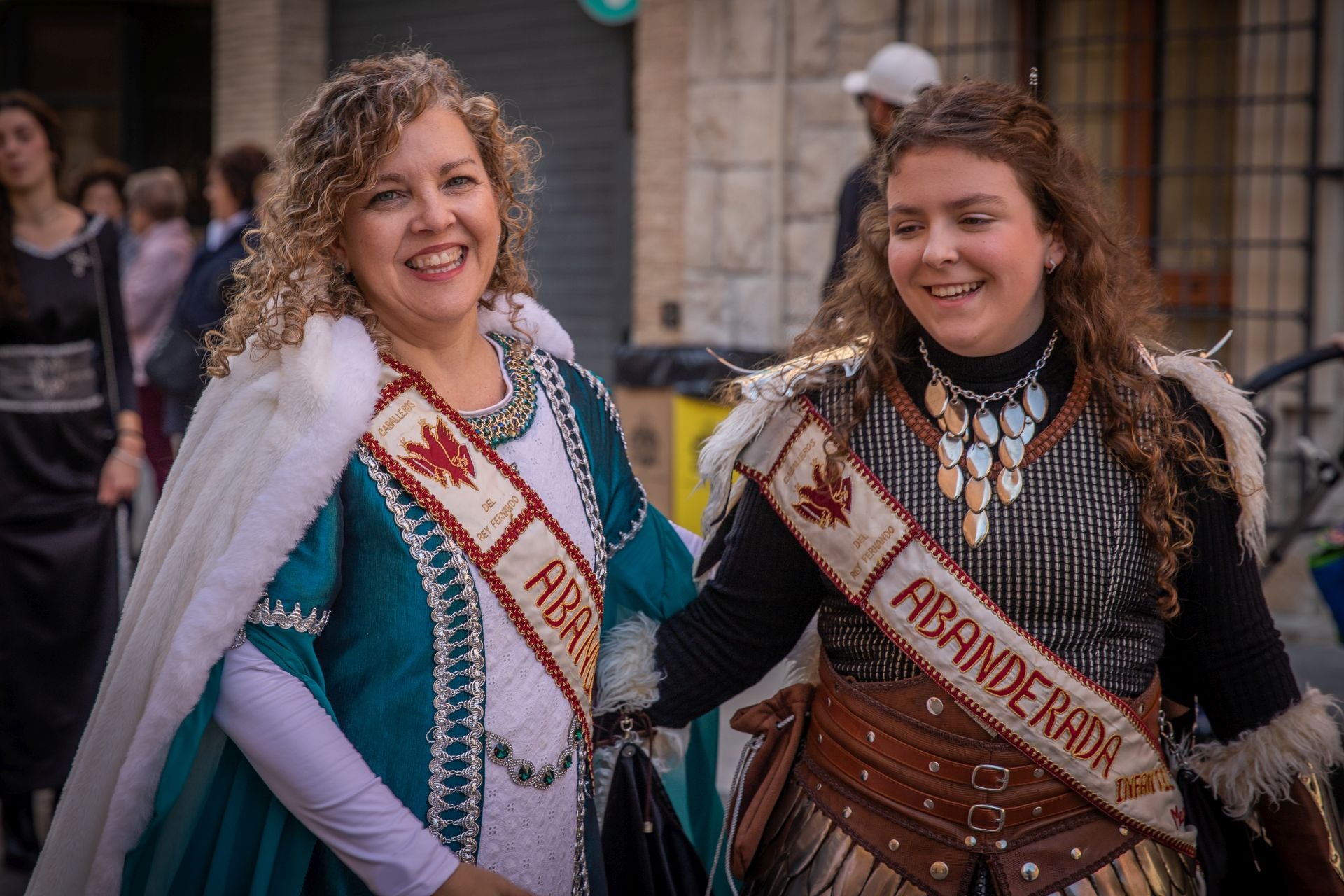 Las imágenes del desfile del Medio Año Festero en Orihuela