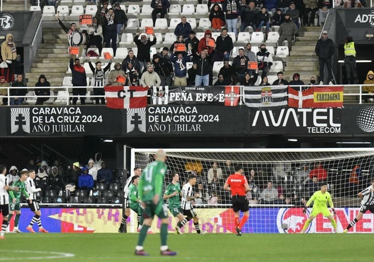 Los peñistas del Efesé van a una: «Ya no hay marcha atrás»