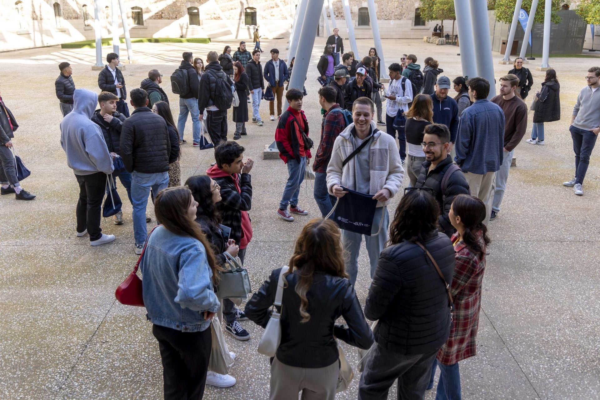 La UPCT recibe a 196 nuevos estudiantes de movilidad internacional, en imágenes