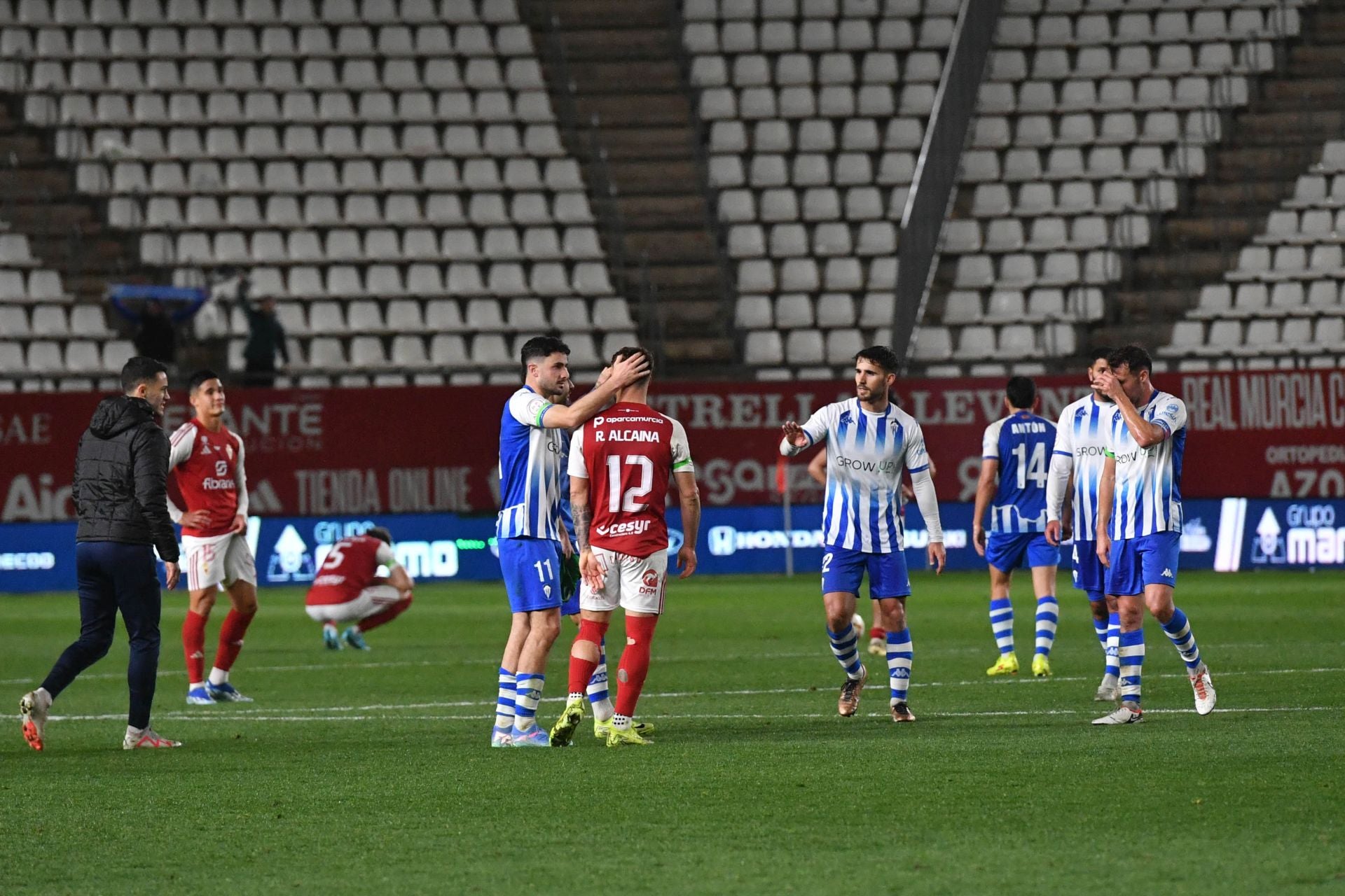 En imágenes, el partido del Real Murcia - Alcoyano