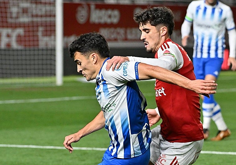 Mier, en el partido contra el Alcoyano.