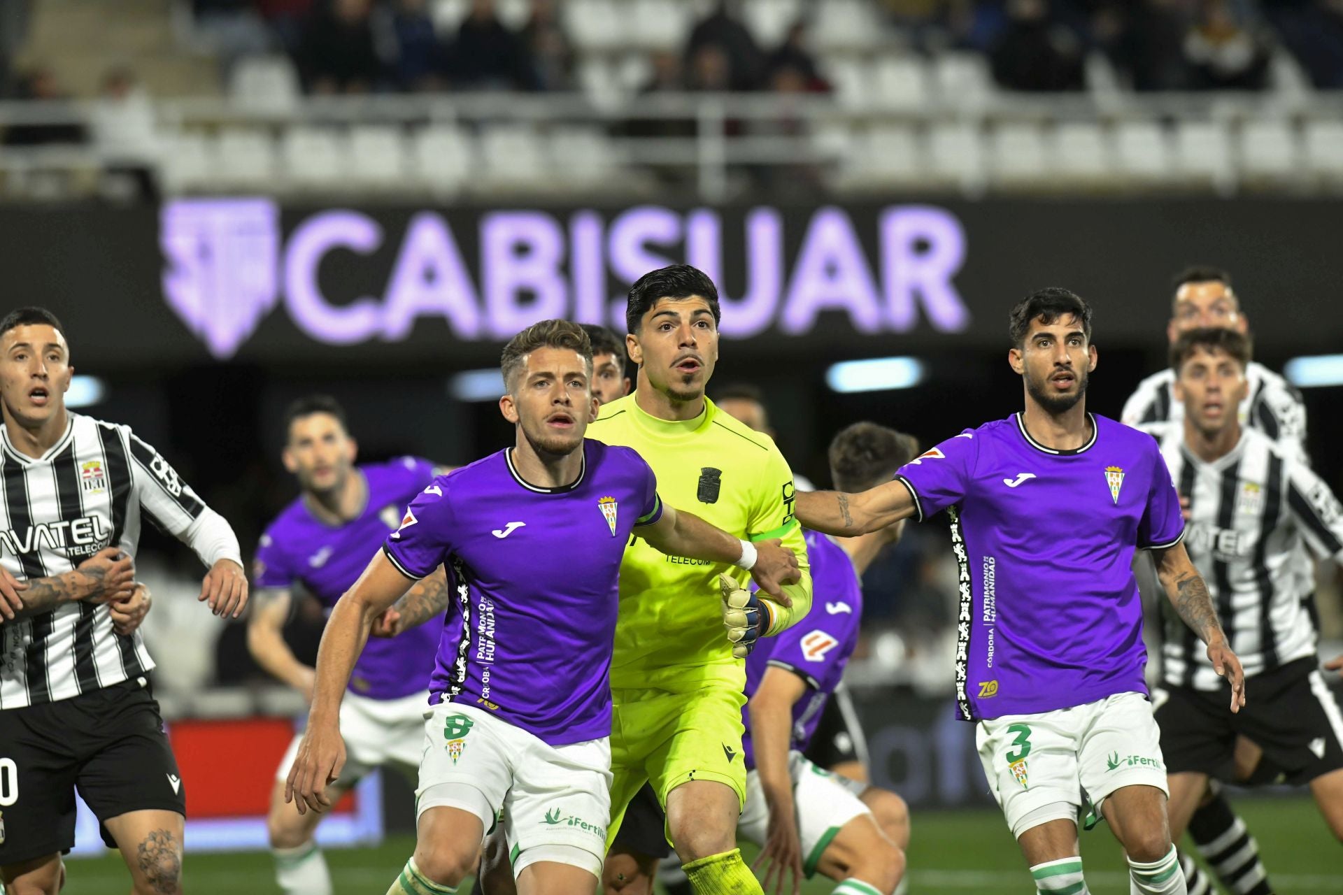 El partido del Cartagena frente al Córdoba, en imágenes