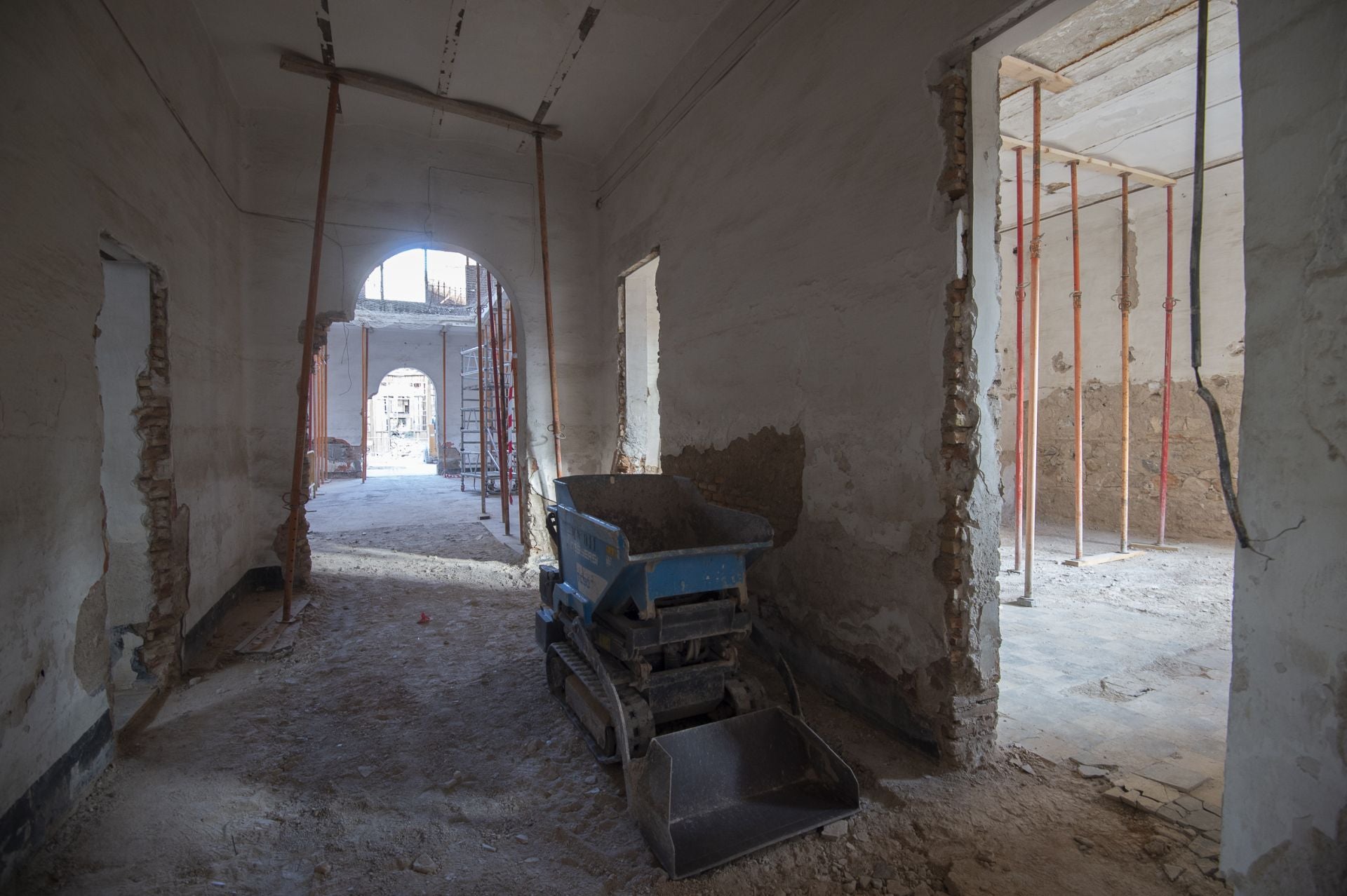 Las obras de consolidación de la estructura de la Cárcel Vieja de Murcia, en imágenes