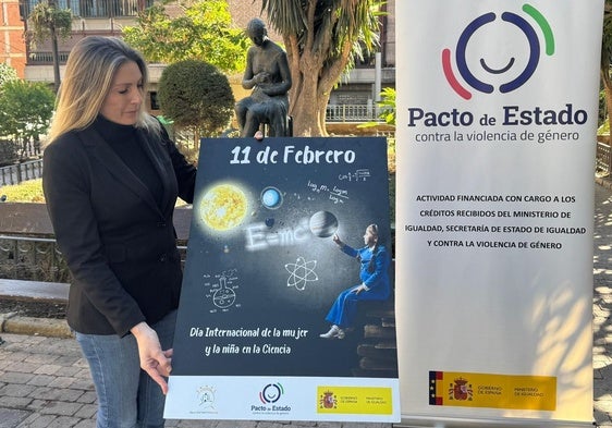 La concejala de la Mujer durante la presentación del Día Internacional de la Mujer y la Niña en la Ciencia.