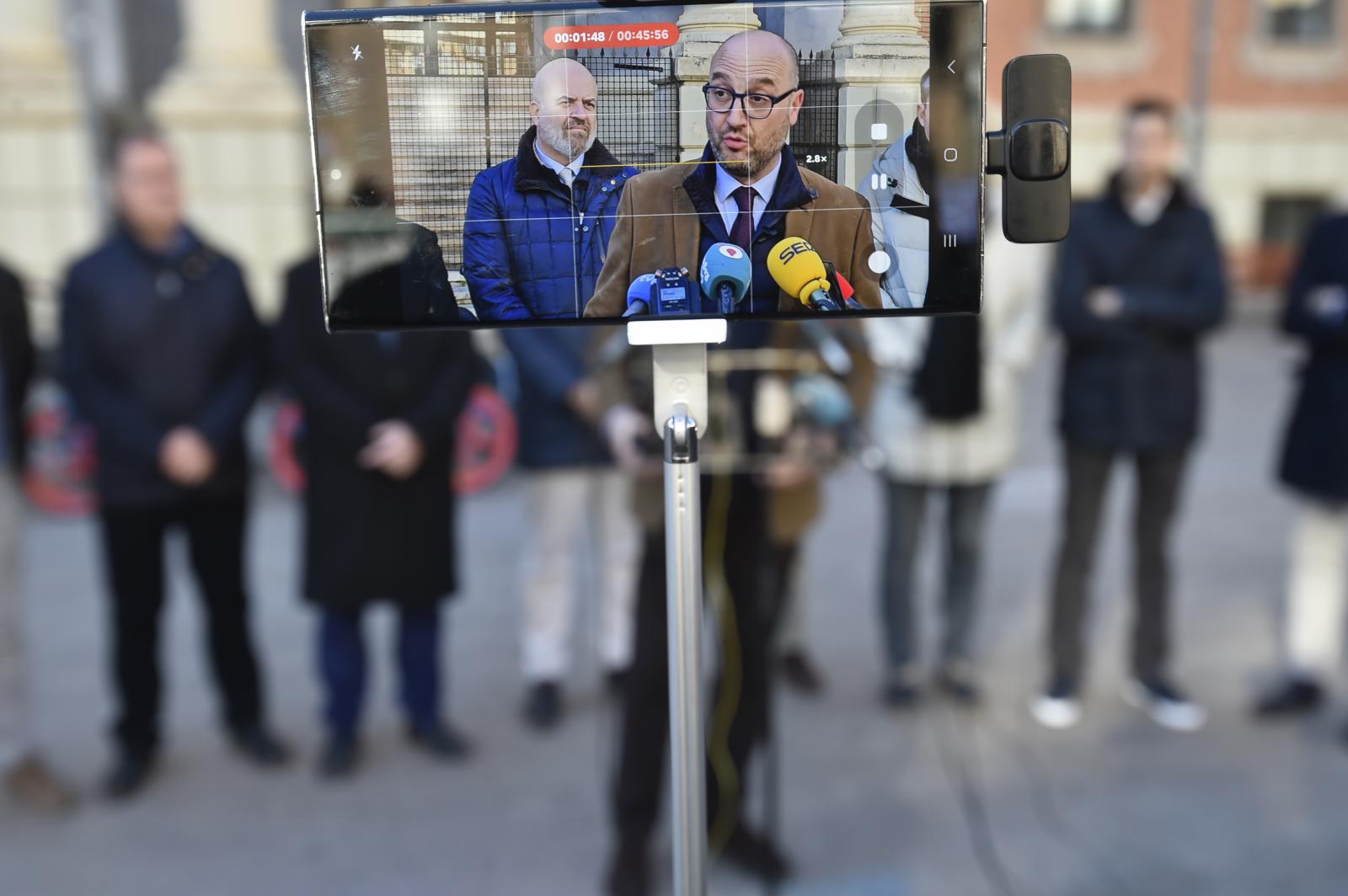 Las imágenes del estreno de las bicicletas eléctricas de alquiler en Murcia