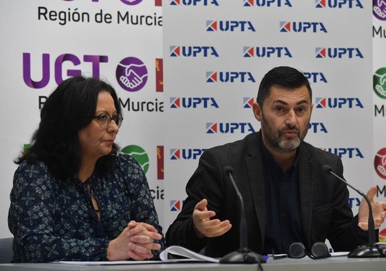 Inés Mazuela, de UPTA Andalucía, y Eduardo Abad, presidente nacional de UPTA, este miércoles en rueda de prensa.