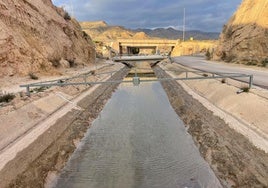 Canal del postrasvase en Lorca, en una imagen de archivo.