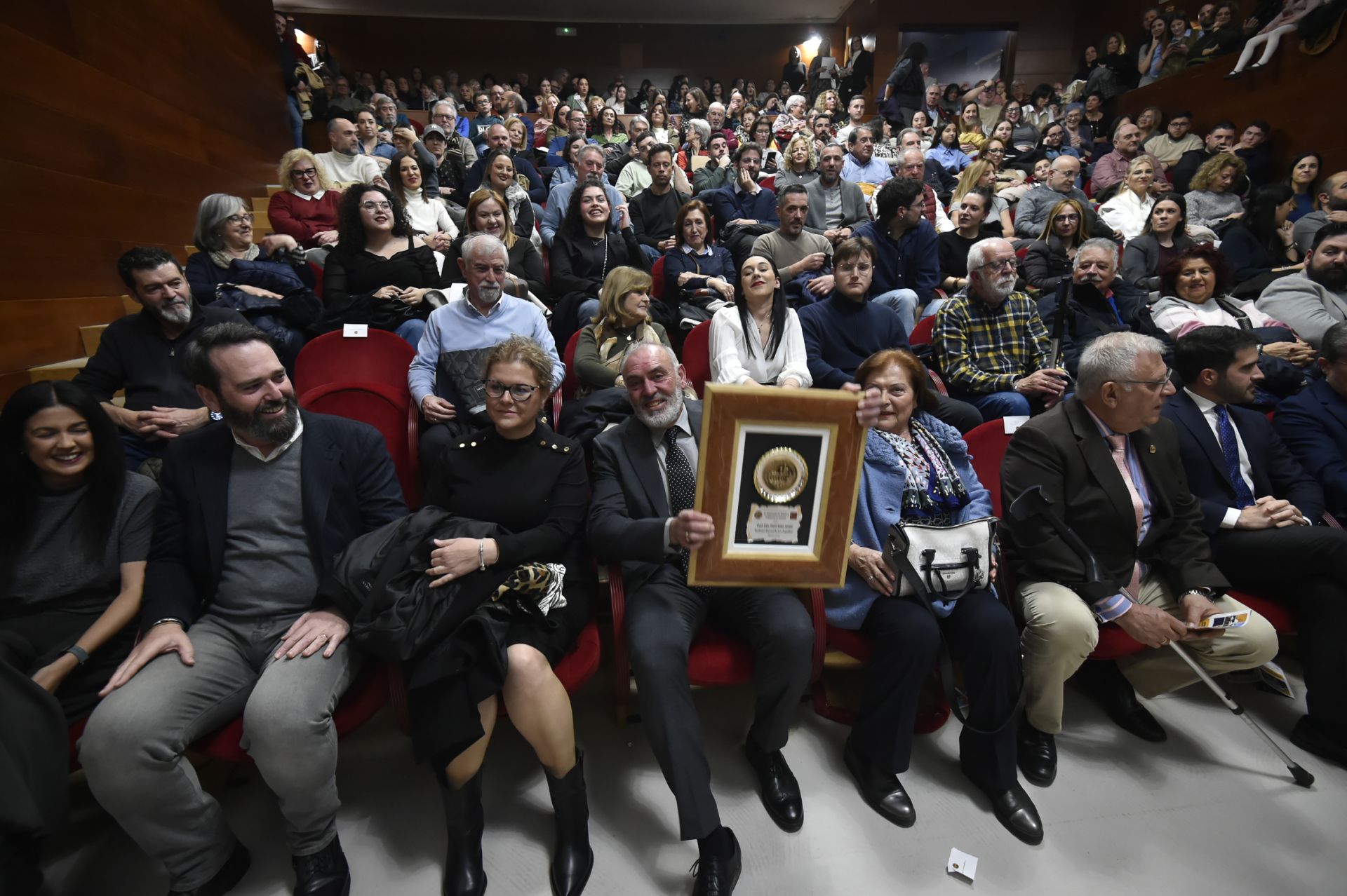 Presentación de las candidatas a abanderadas de Moros y Cristianos de Murcia, en imágenes