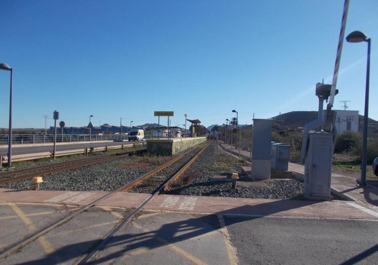 Apeadero de El Abrevadero, donde se hará una pasarela peatonal.