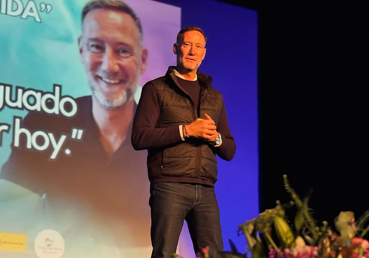 Pedro García Aguado, durante su conferencia en Archena.