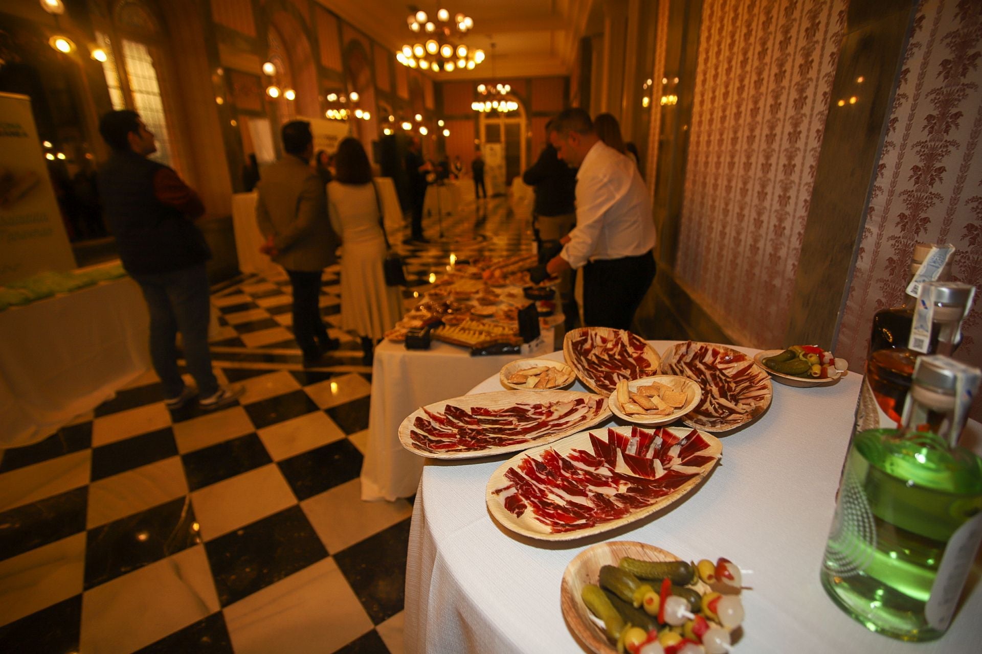 La bienvenida en Murcia a la Asamblea de cocineros EuroToques, en imágenes