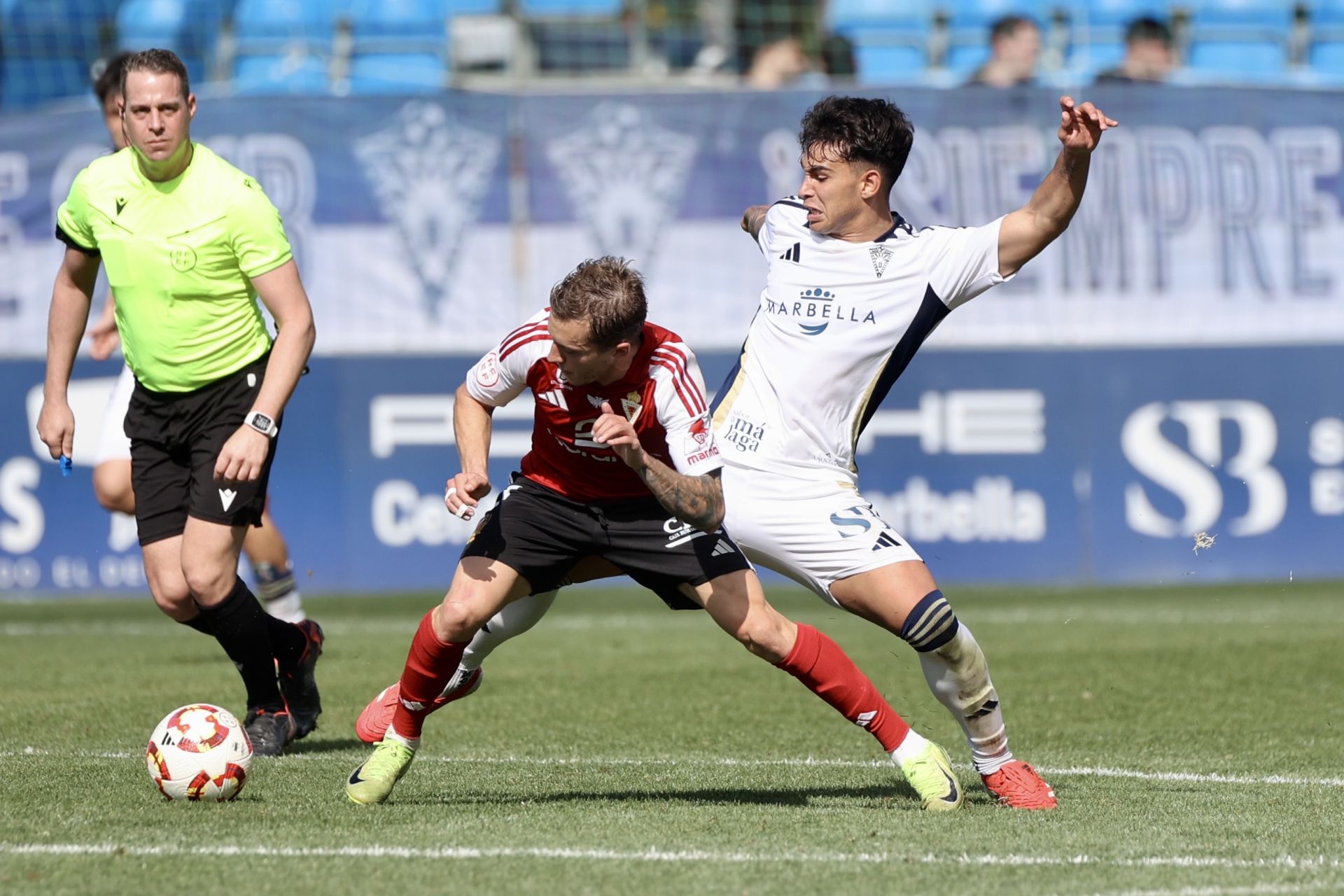 La victoria del Real Murcia frente al Marbella, en imágenes