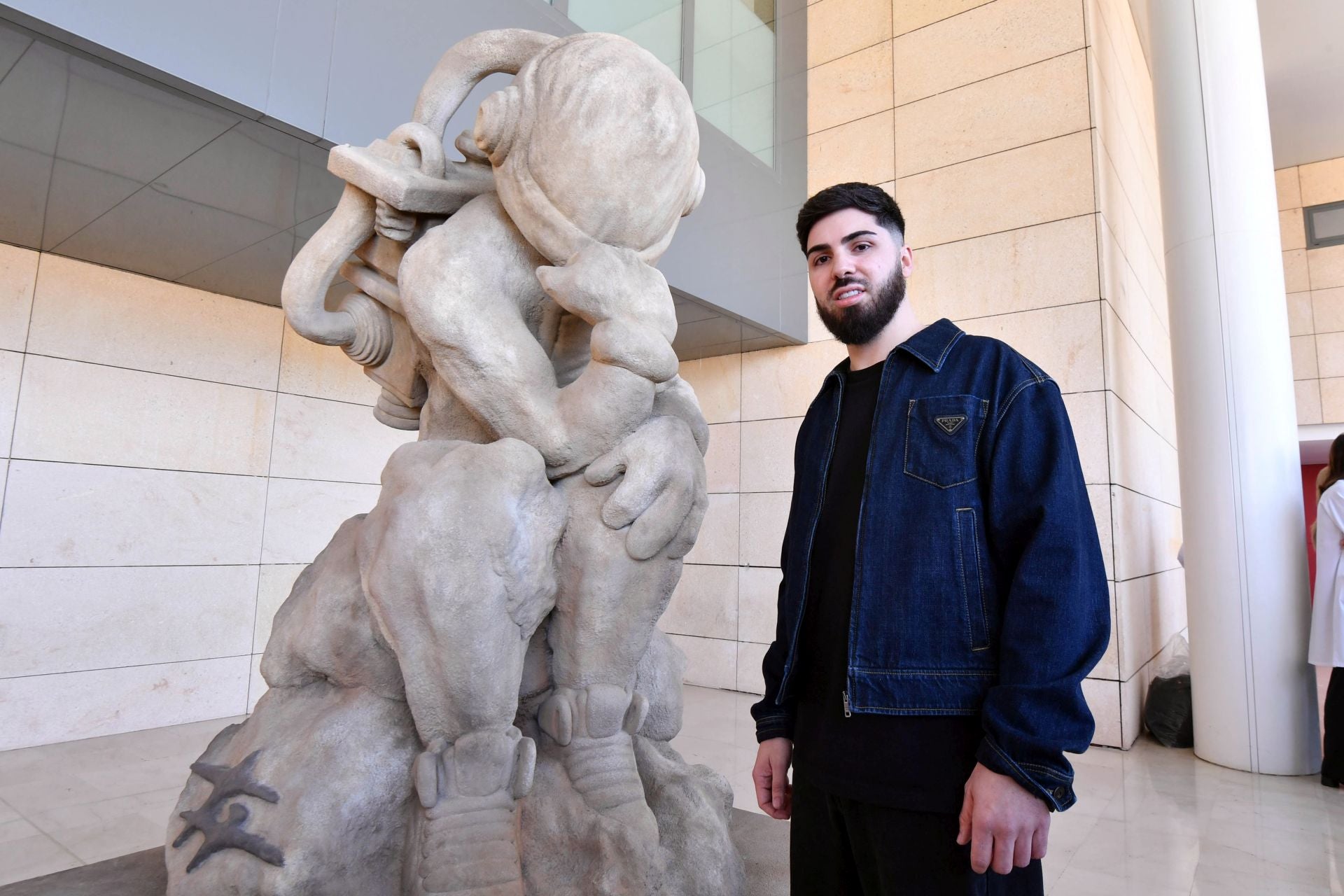 La inauguración de la estatua que conmemora el 50 aniversario de La Arrixaca, en imágenes