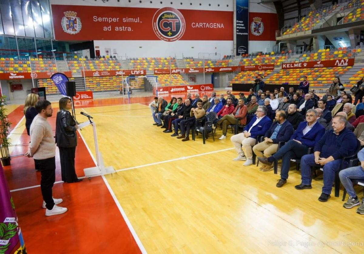 Presentación del nuevo programa, en el Palacio de Deportes.