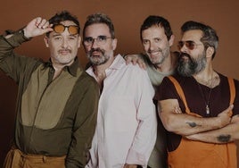 Love of Lesbian nos suman a su emotivo 'Ejército de salvación'