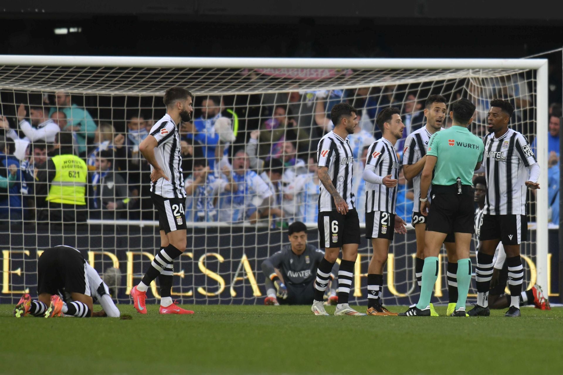 La derrota del Cartagena frente al Málaga, en imágenes