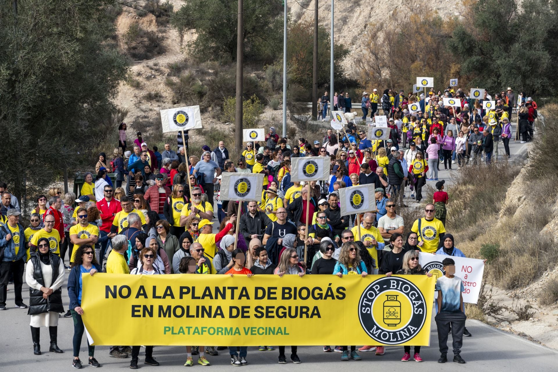 La manifestación en contra de la planta de biogás de Molina, en imágenes