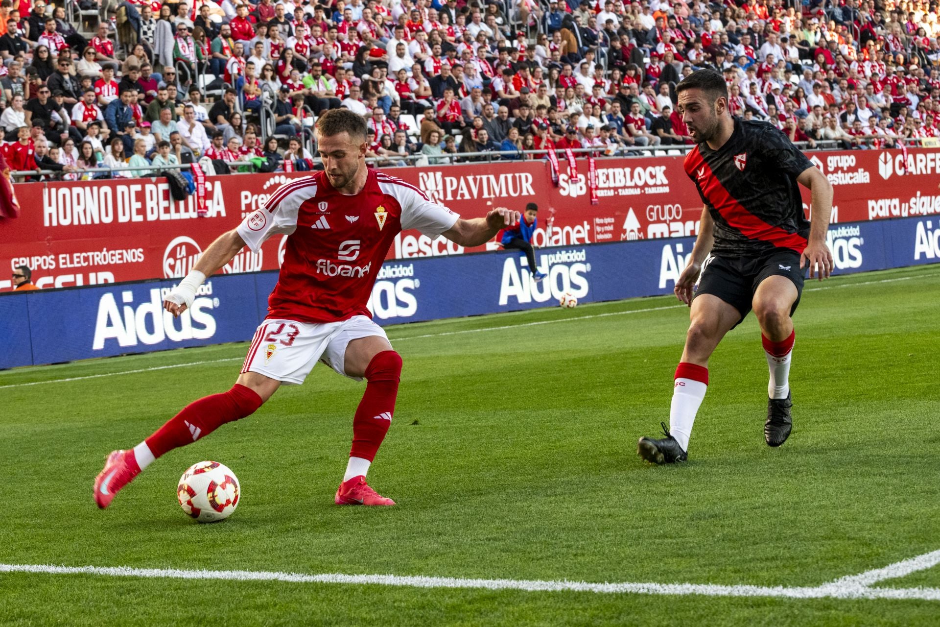 La derrota del Real Murcia frente al Sevilla Atlético, en imágenes