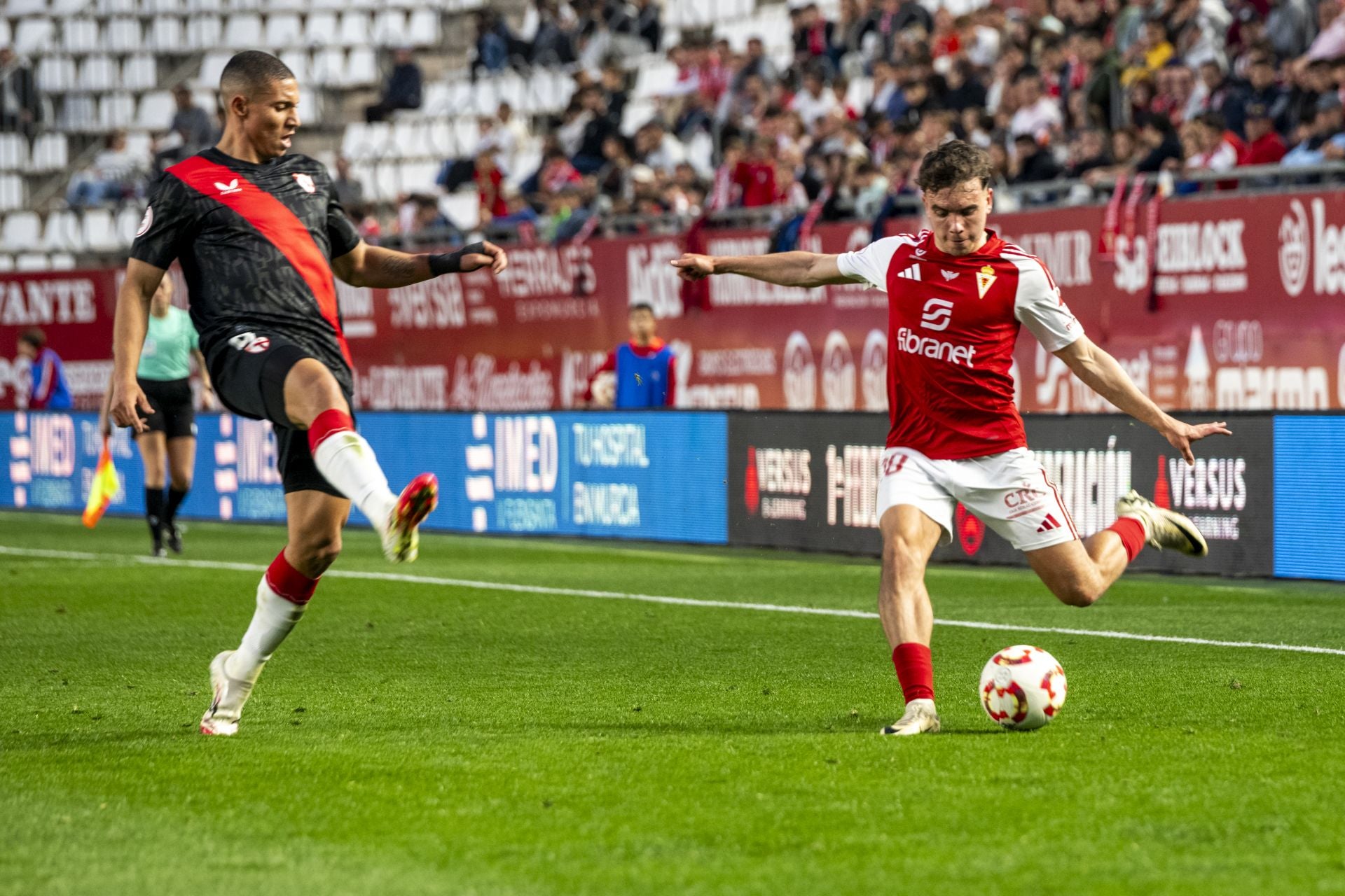 La derrota del Real Murcia frente al Sevilla Atlético, en imágenes