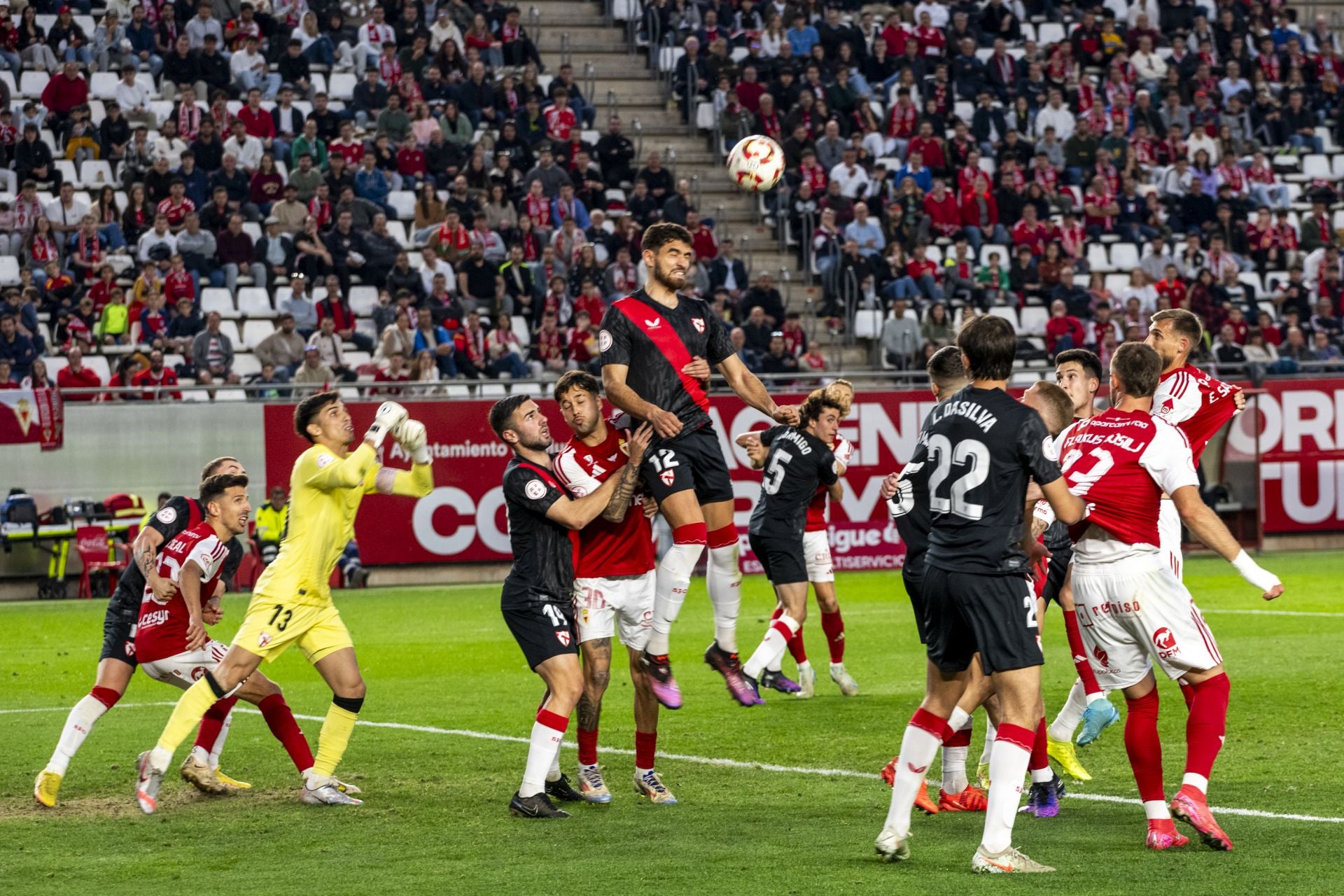 La derrota del Real Murcia frente al Sevilla Atlético, en imágenes