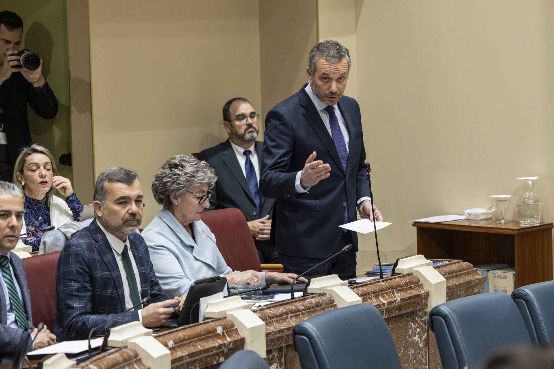 El Pleno de la Asamblea Regional de este martes, en imágenes