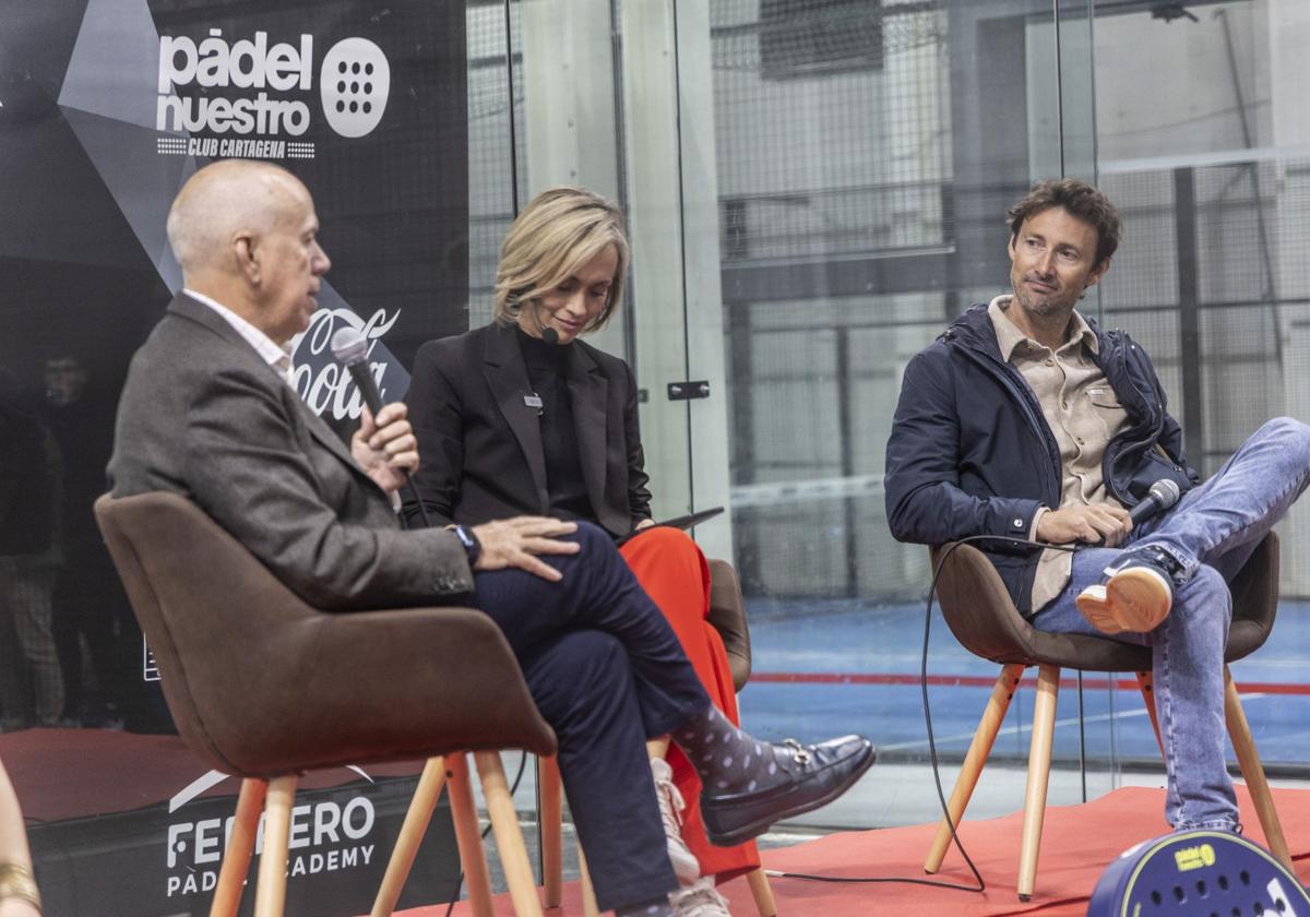 Las imágenes de Ferrero en la escuela de pádel y fútbol, CARMA Pádel &amp; Football World