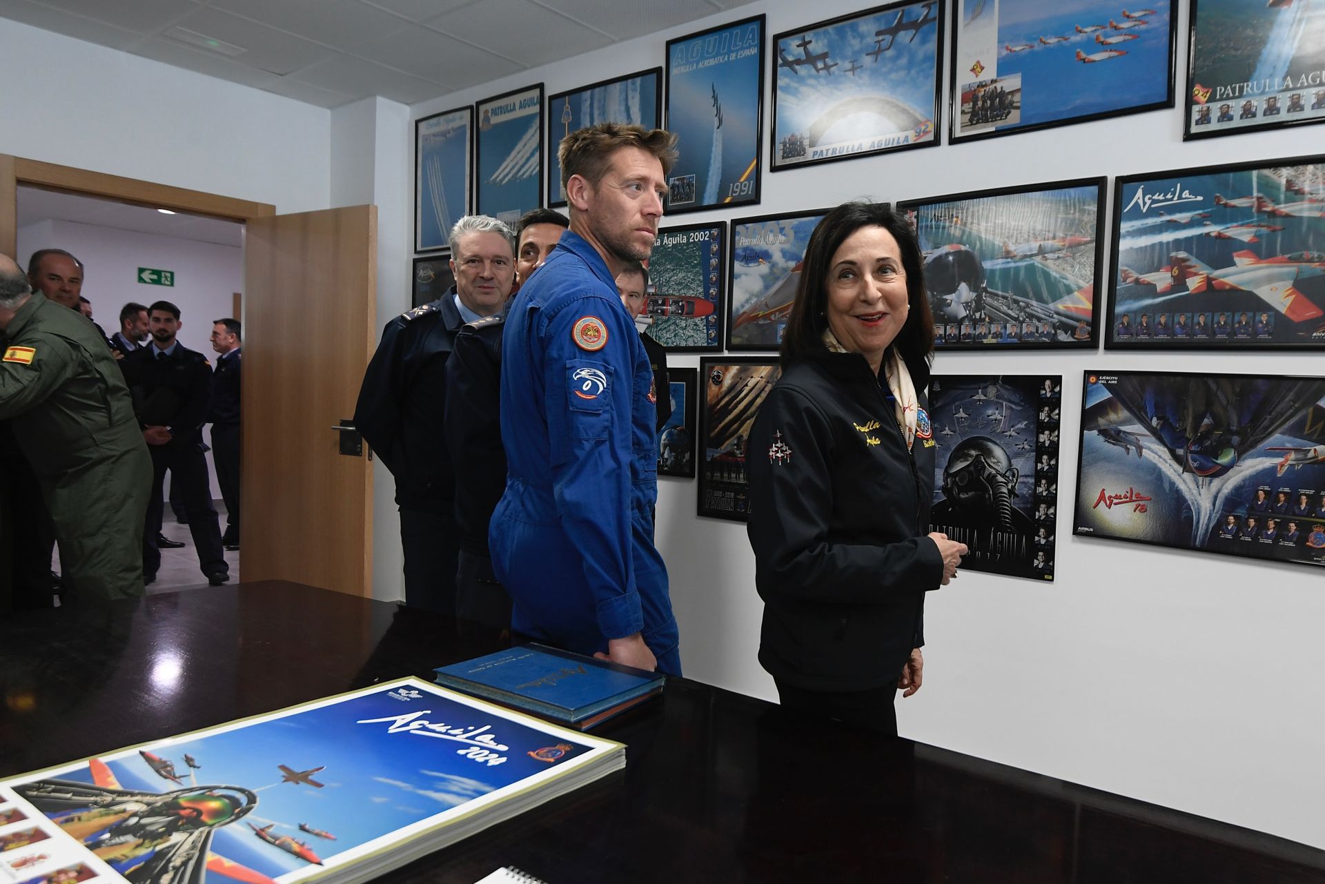 La visita de la ministra de Defensa a la Academia General del Aire de San Javier, en imágenes